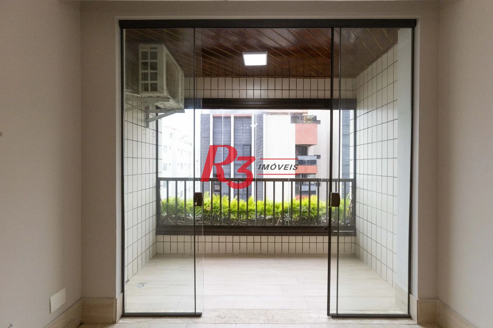 Apartamento à venda, 87 m² por R$ 1.050.000,00 - Gonzaga - Santos/SP