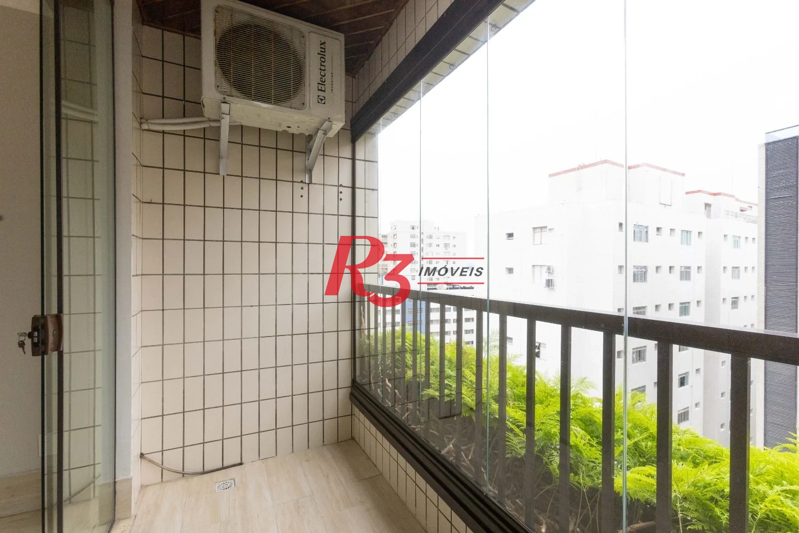 Apartamento à venda, 87 m² por R$ 1.050.000,00 - Gonzaga - Santos/SP