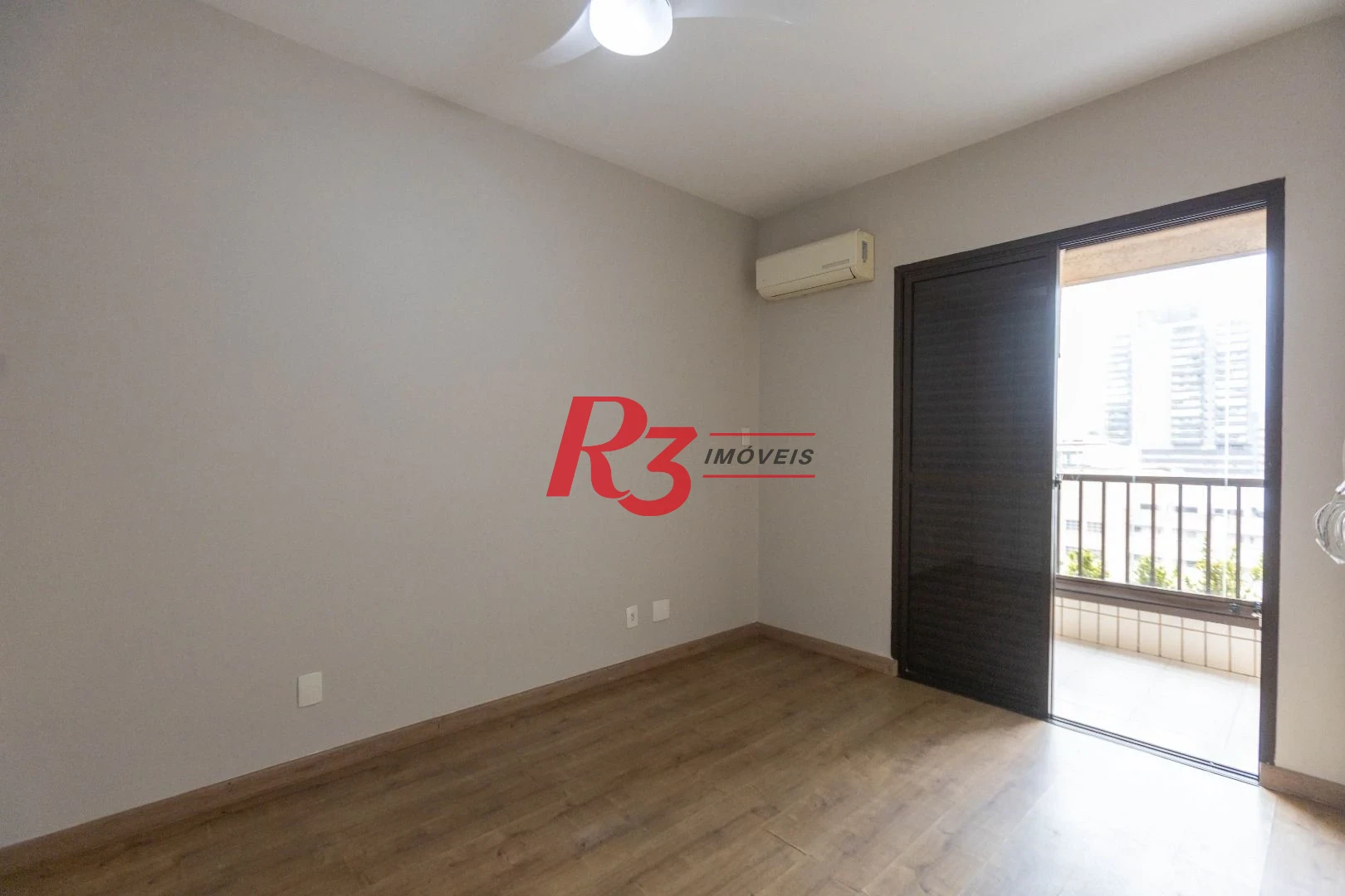 Apartamento à venda, 87 m² por R$ 1.050.000,00 - Gonzaga - Santos/SP