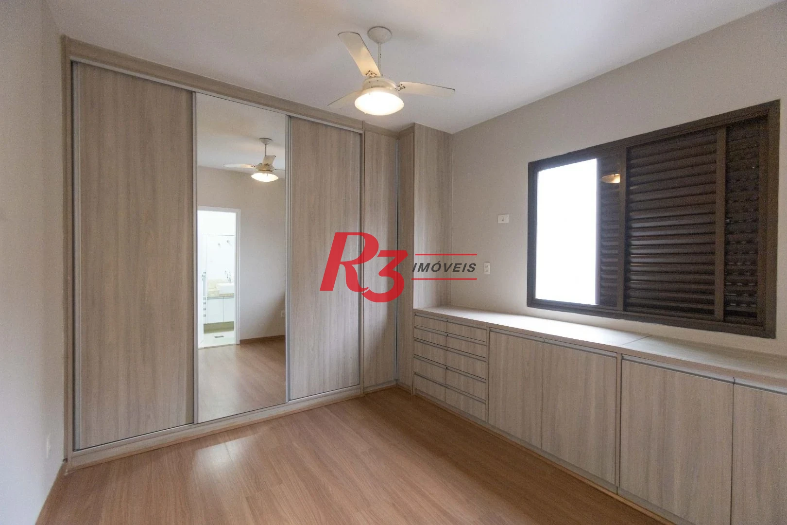 Apartamento à venda, 87 m² por R$ 1.050.000,00 - Gonzaga - Santos/SP