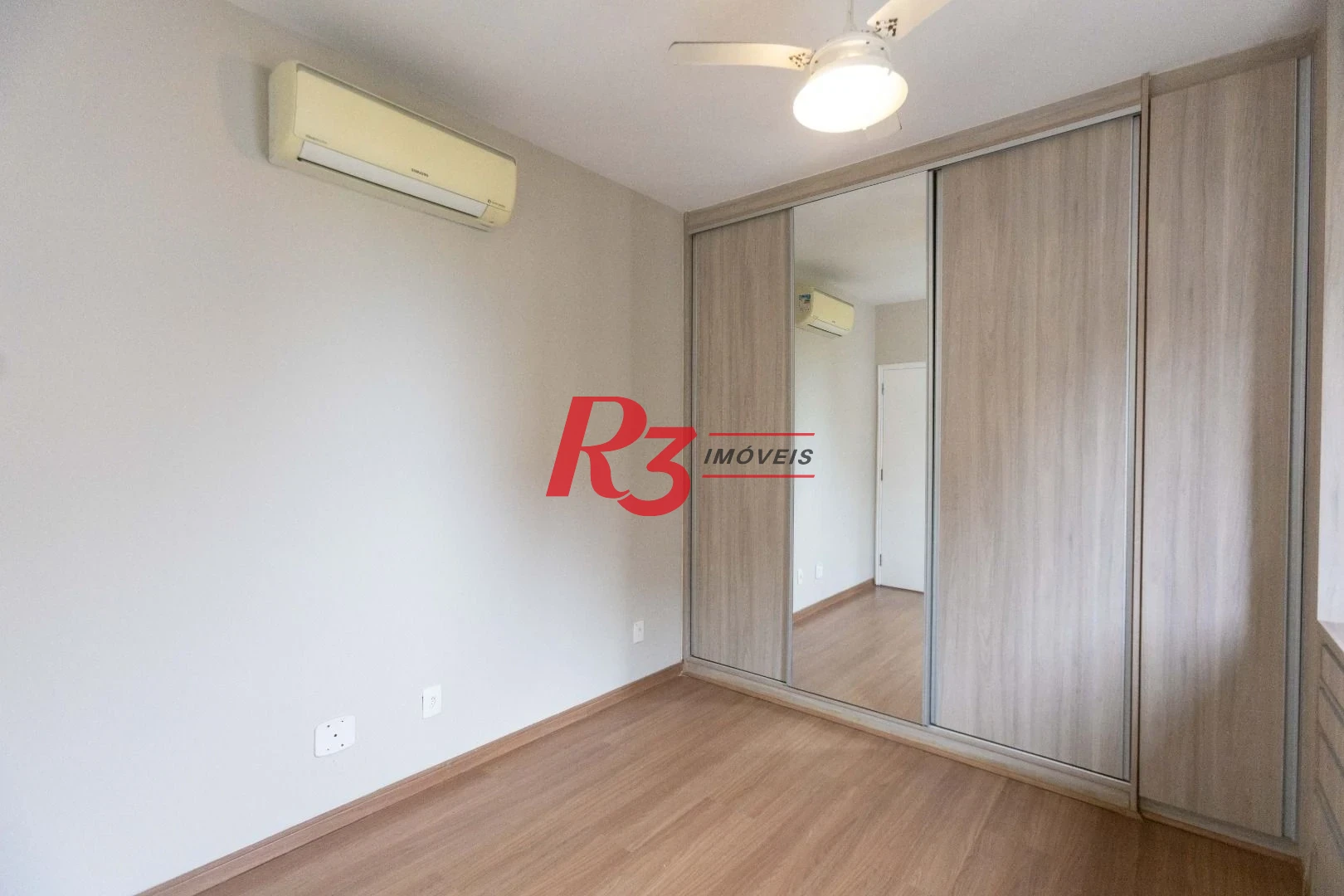 Apartamento à venda, 87 m² por R$ 1.050.000,00 - Gonzaga - Santos/SP
