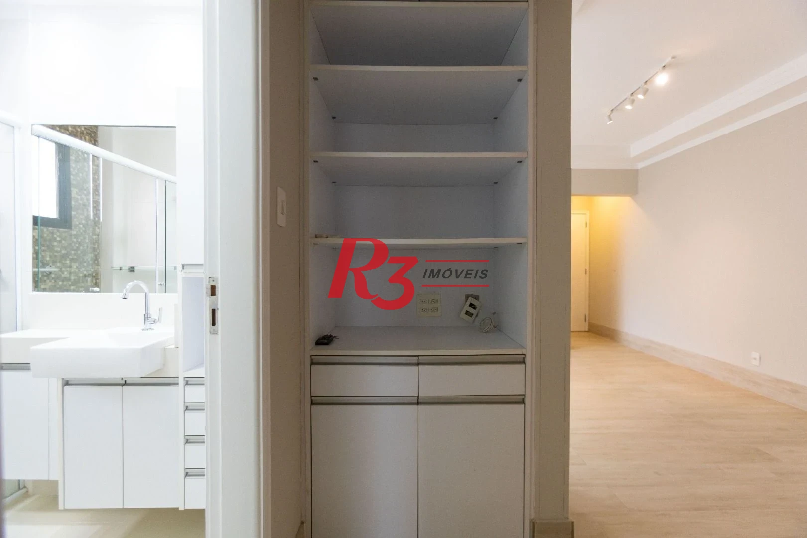 Apartamento à venda, 87 m² por R$ 1.050.000,00 - Gonzaga - Santos/SP
