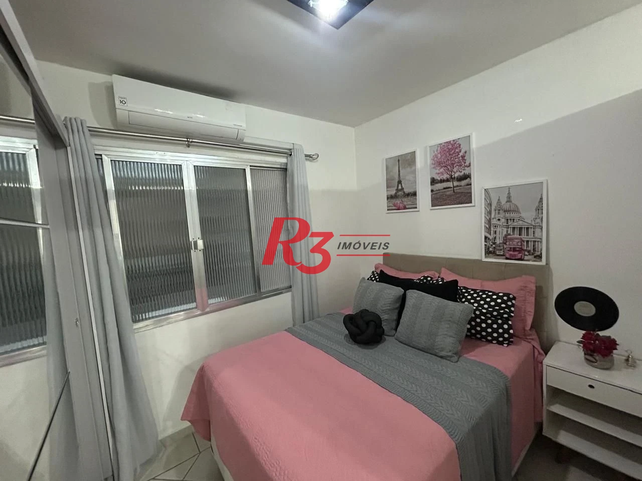 Apartamento com 1 dormitório à venda, 39 m² por R$ 330.000,00 - Embaré - Santos/SP