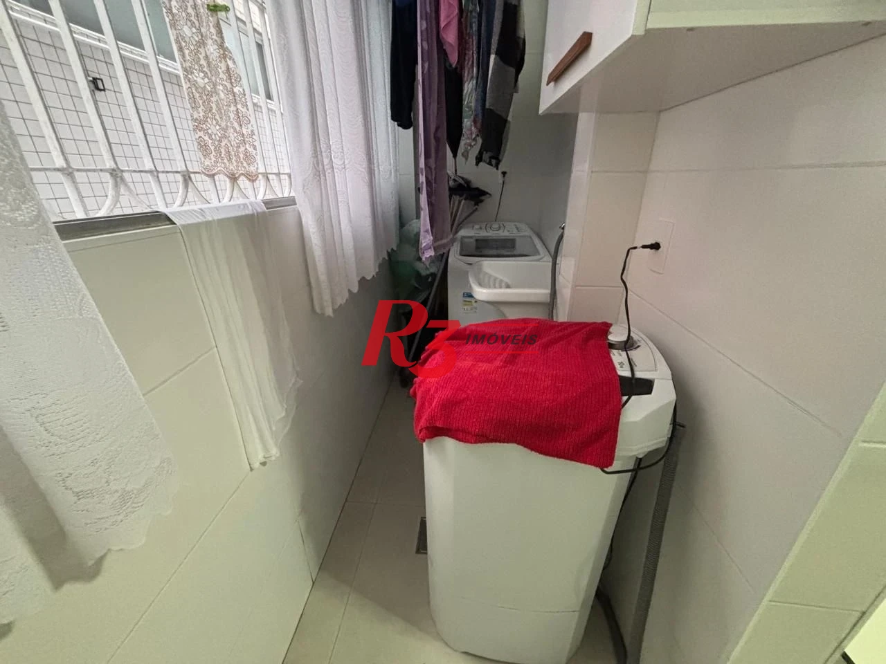 Apartamento com 2 dormitórios à venda, 75 m² por R$ 420.000,00 - Embaré - Santos/SP