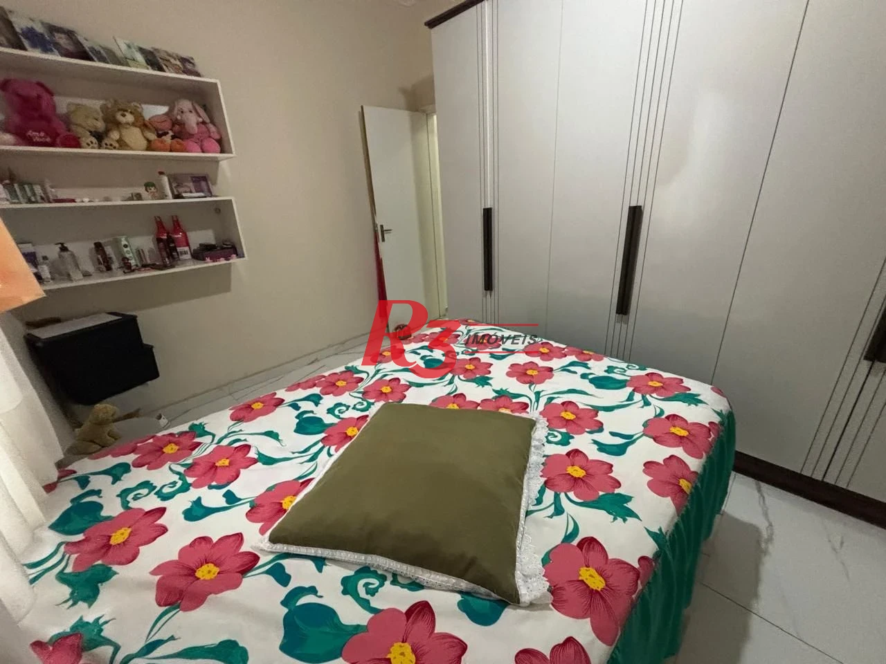 Apartamento com 2 dormitórios à venda, 75 m² por R$ 420.000,00 - Embaré - Santos/SP