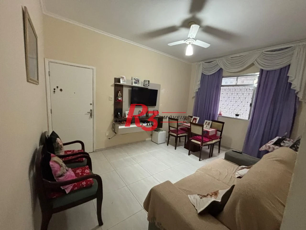 Apartamento com 2 dormitórios à venda, 75 m² por R$ 420.000,00 - Embaré - Santos/SP