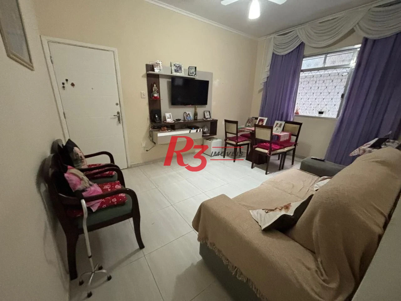 Apartamento com 2 dormitórios à venda, 75 m² por R$ 420.000,00 - Embaré - Santos/SP
