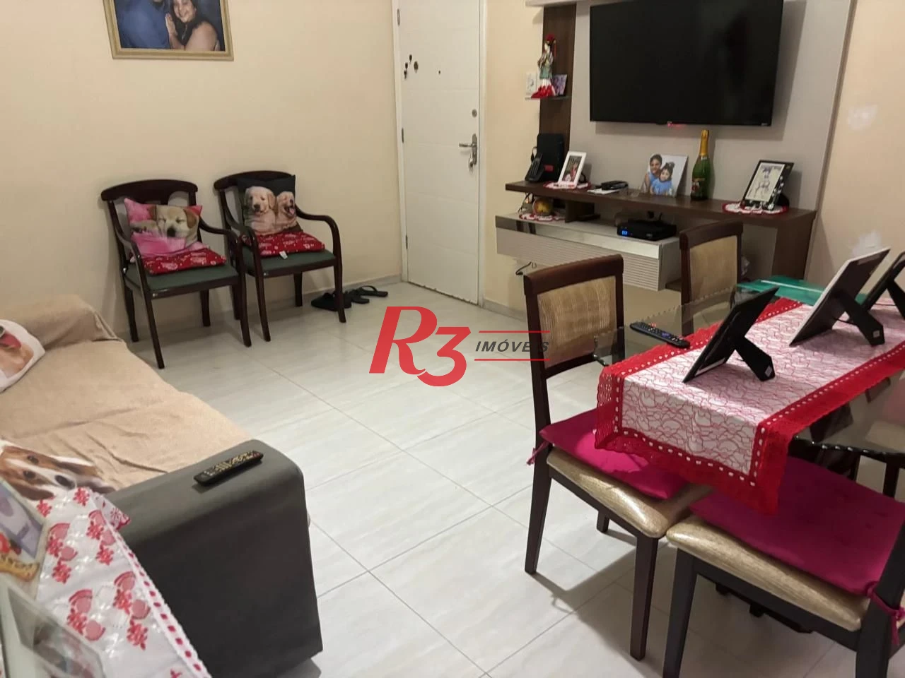Apartamento com 2 dormitórios à venda, 75 m² por R$ 420.000,00 - Embaré - Santos/SP
