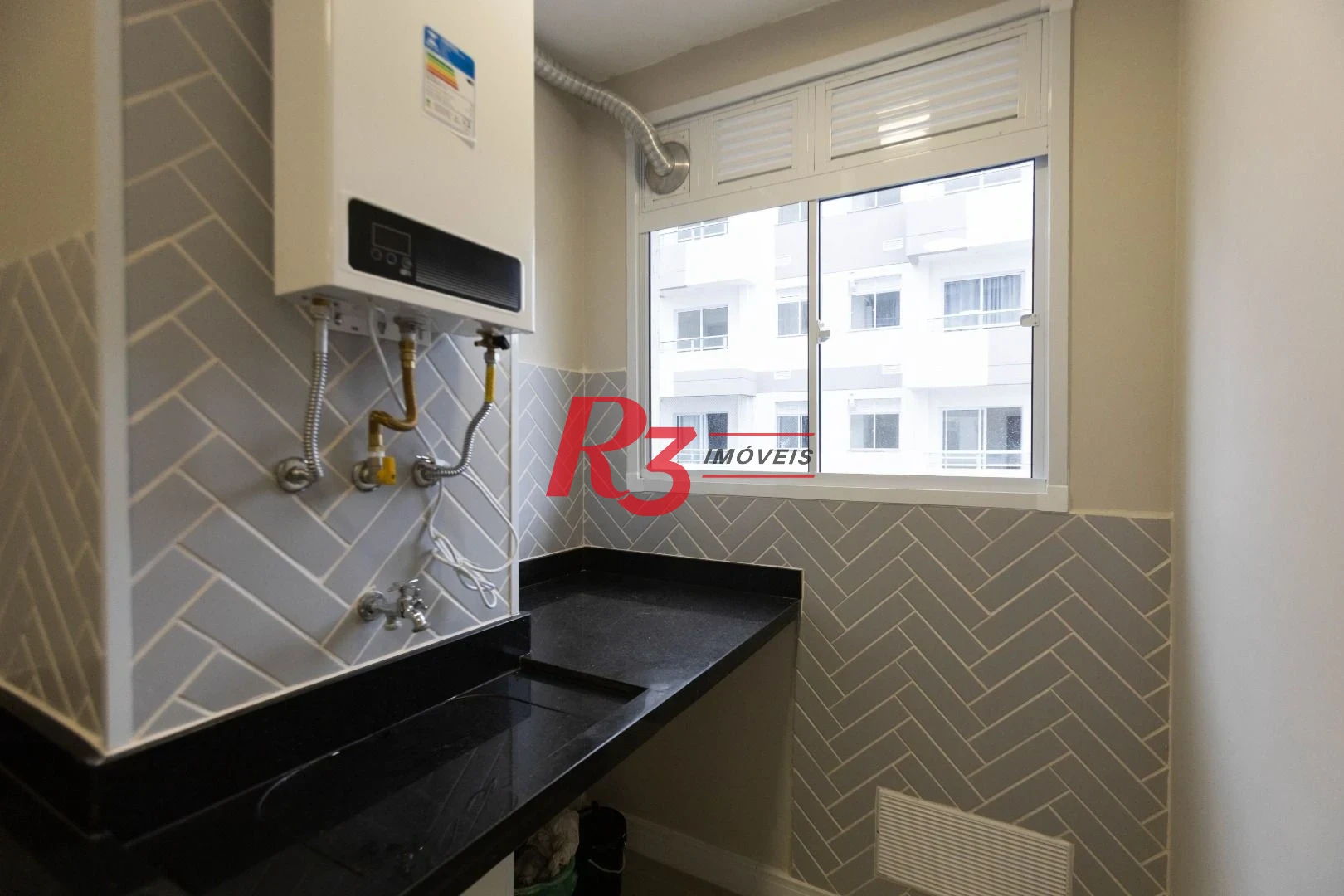 Apartamento com 2 dormitórios para alugar, 42 m² por R$ 4.460,00/mês - Jabaquara - Santos/SP