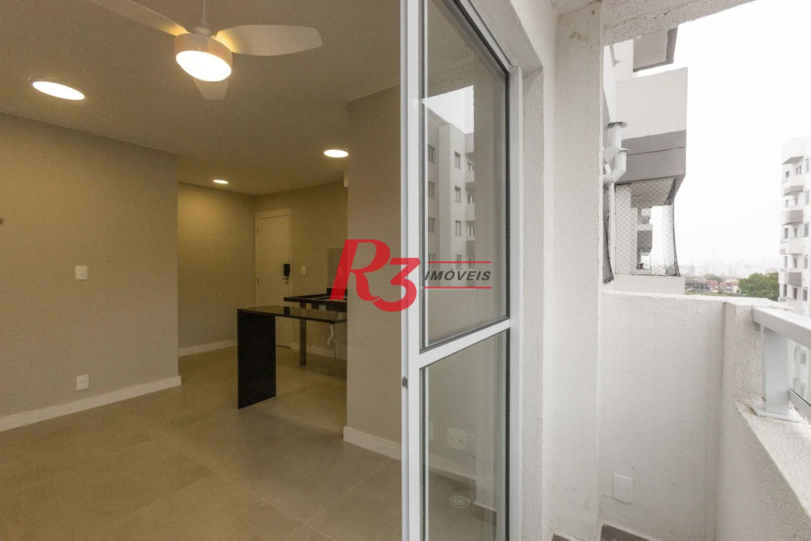 Apartamento com 2 dormitórios para alugar, 42 m² por R$ 4.460,00/mês - Jabaquara - Santos/SP