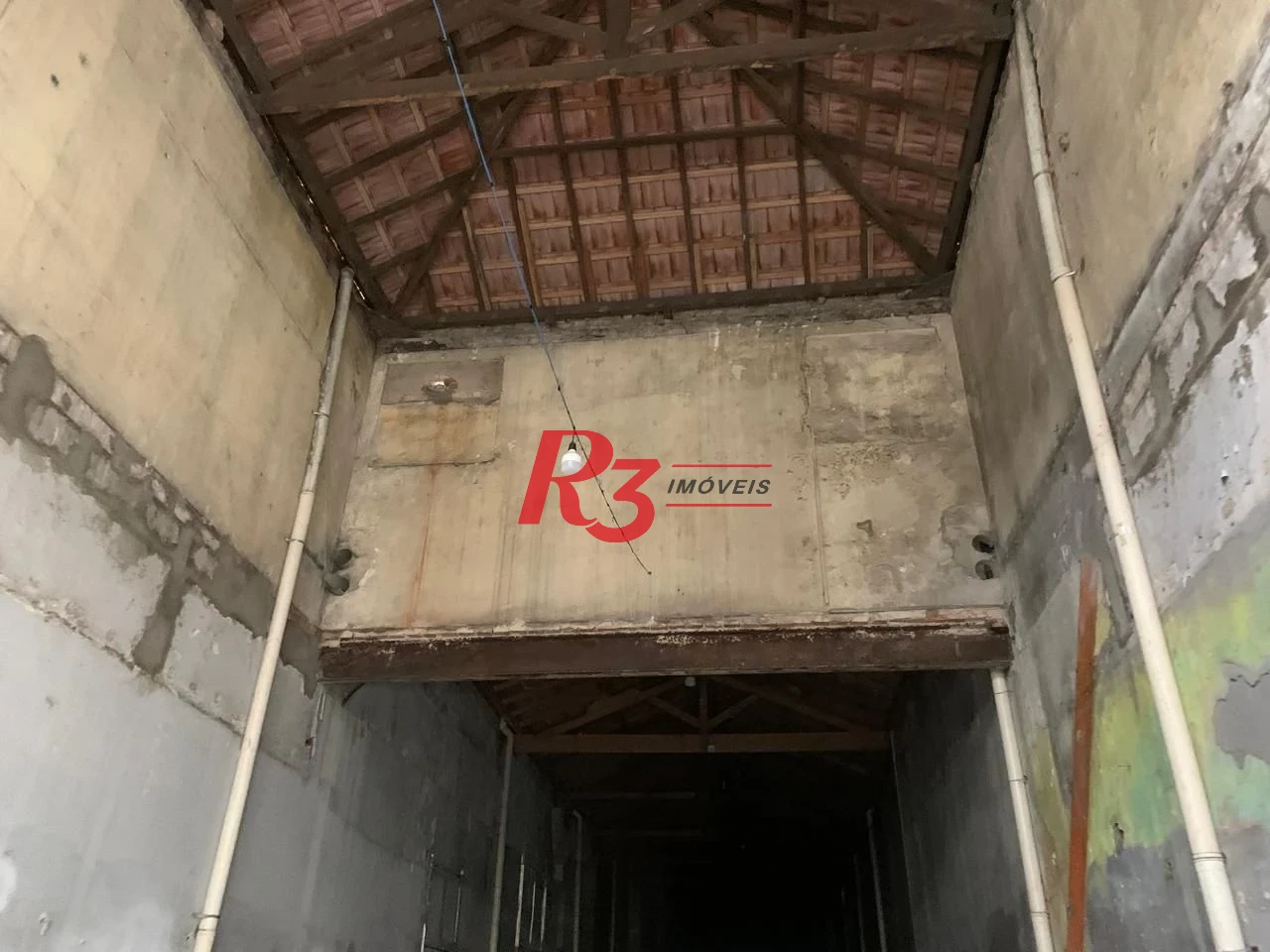 Galpão à venda, 165 m² por R$ 640.000,00 - Centro - Santos/SP