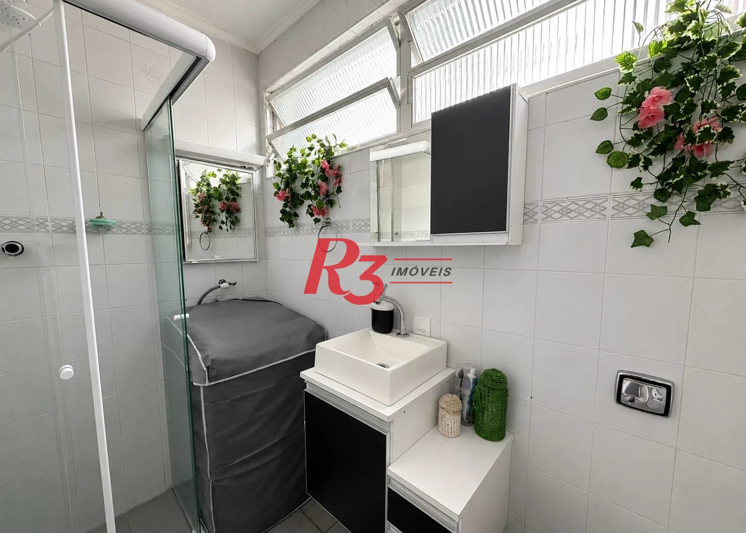 Apartamento com 1 dormitório à venda, 53 m² por R$ 320.000,00 - José Menino - Santos/SP