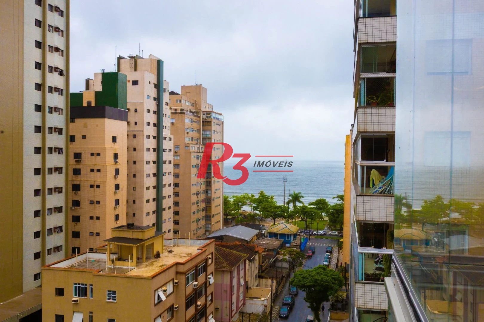 Apartamento com 3 dormitórios à venda, 209 m² por R$ 2.890.000,00 - Embaré - Santos/SP
