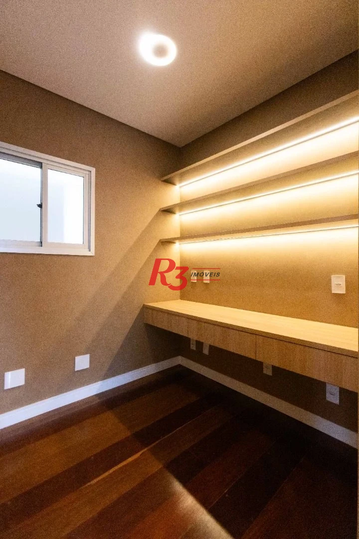Apartamento com 3 dormitórios à venda, 209 m² por R$ 2.890.000,00 - Embaré - Santos/SP