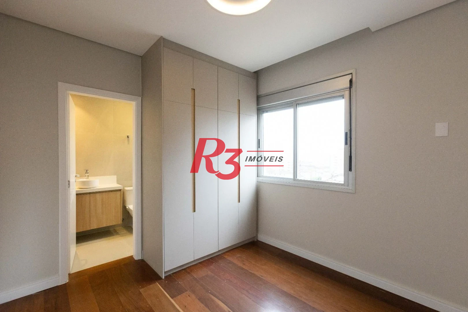 Apartamento com 3 dormitórios à venda, 209 m² por R$ 2.890.000,00 - Embaré - Santos/SP