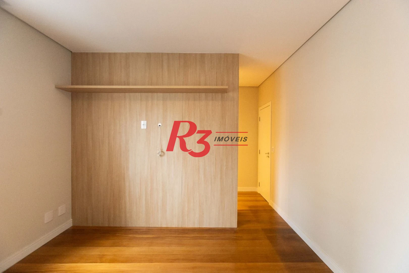 Apartamento com 3 dormitórios à venda, 209 m² por R$ 2.890.000,00 - Embaré - Santos/SP