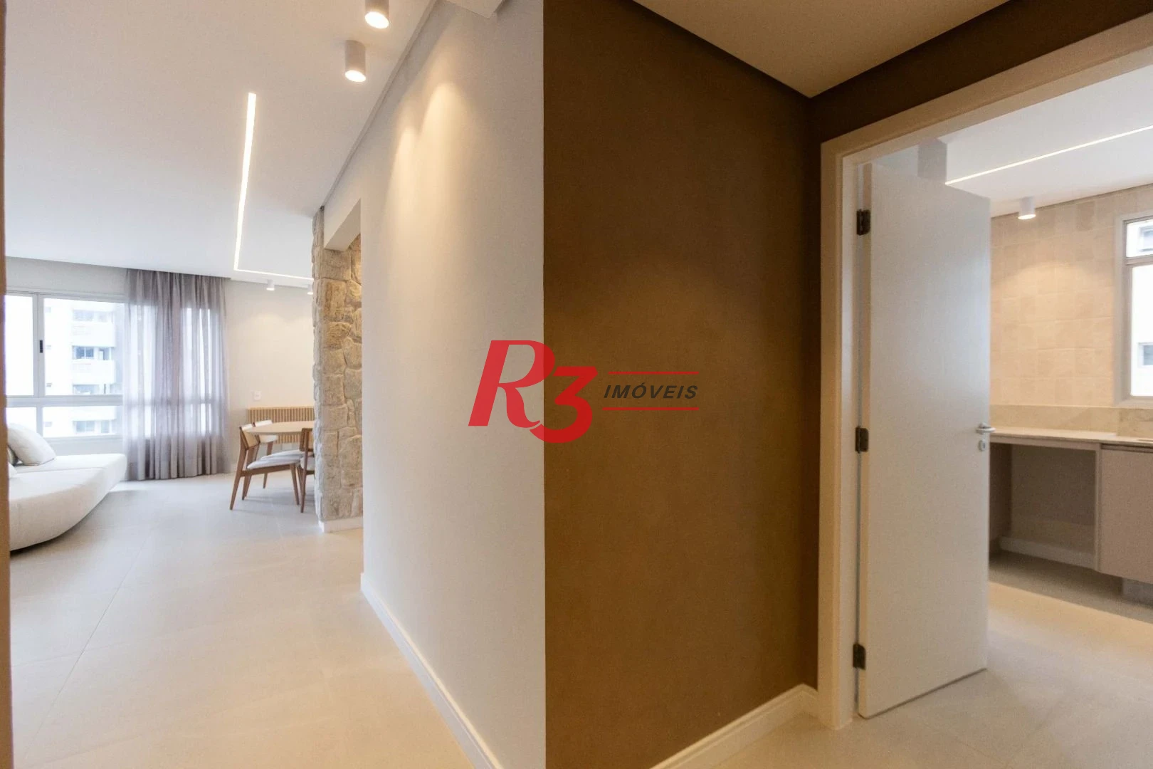Apartamento com 3 dormitórios à venda, 209 m² por R$ 2.890.000,00 - Embaré - Santos/SP