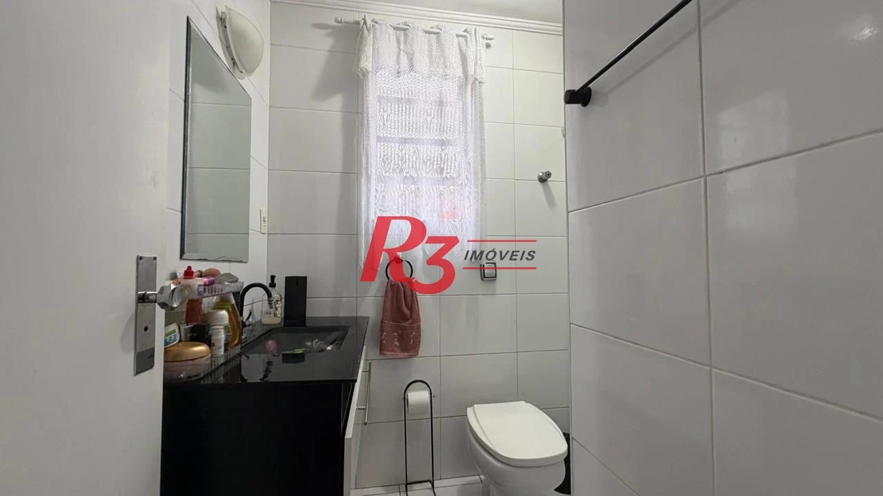 Apartamento com 2 dormitórios à venda, 52 m² por R$ 460.000,00 - José Menino - Santos/SP