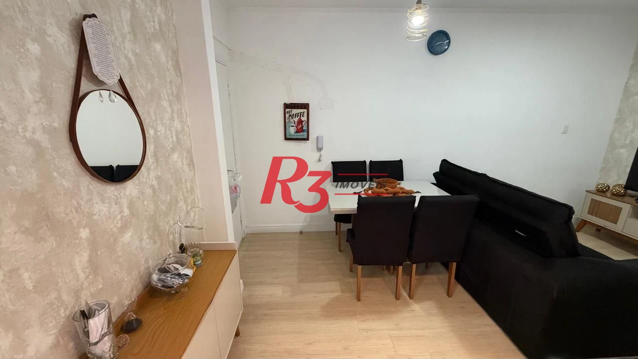 Apartamento com 2 dormitórios à venda, 52 m² por R$ 460.000,00 - José Menino - Santos/SP