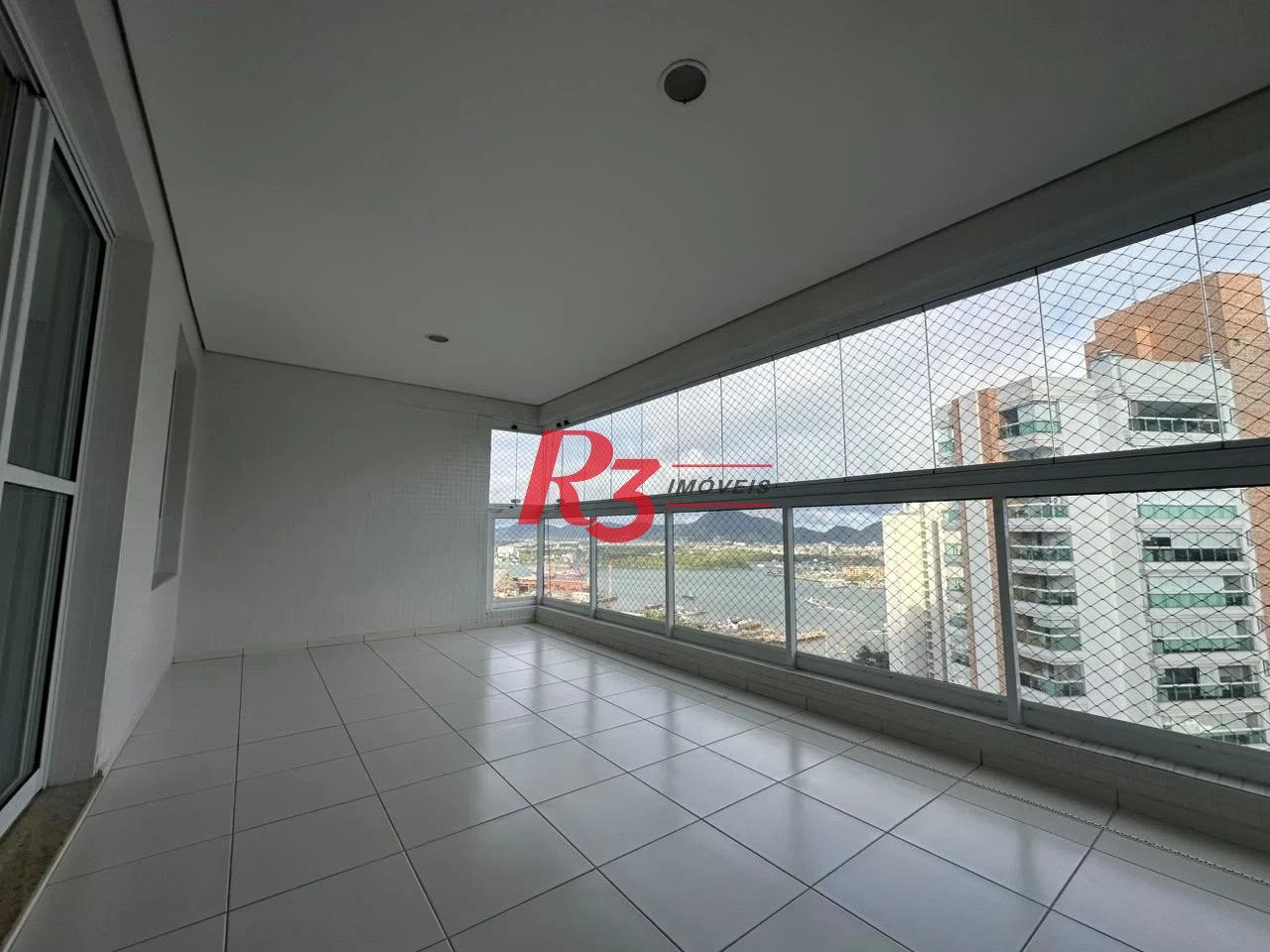Apartamento com 3 dormitórios para alugar, 132 m² por R$ 10.500,00/mês - Ponta da Praia - Santos/SP