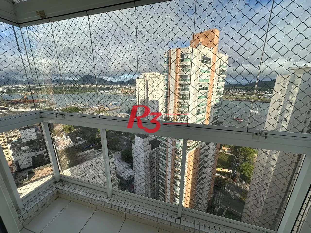 Apartamento com 3 dormitórios para alugar, 132 m² por R$ 10.500,00/mês - Ponta da Praia - Santos/SP