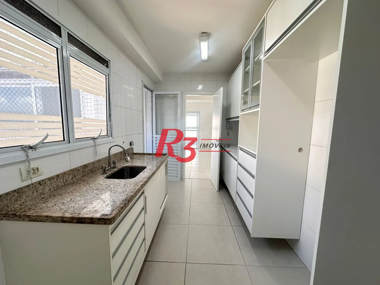 Apartamento com 3 dormitórios para alugar, 132 m² por R$ 10.500,00/mês - Ponta da Praia - Santos/SP