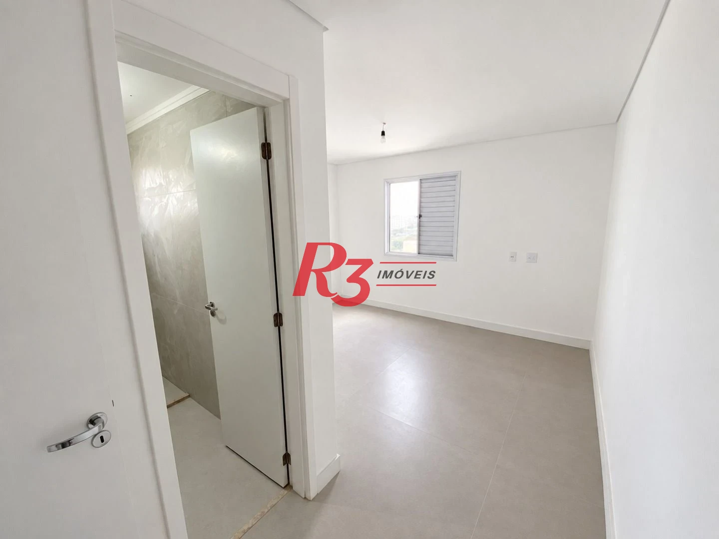 Apartamento com 2 dormitórios à venda, 84 m² por R$ 860.000,00 - Marapé - Santos/SP