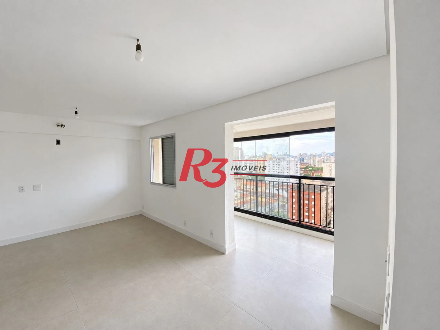 Apartamento com 2 dormitórios à venda, 84 m² por R$ 860.000,00 - Marapé - Santos/SP