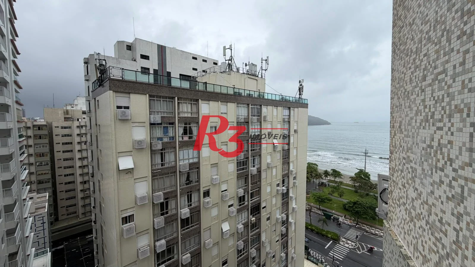 Apartamento com 2 dormitórios à venda, 55 m² por R$ 485.000,00 - Aparecida - Santos/SP