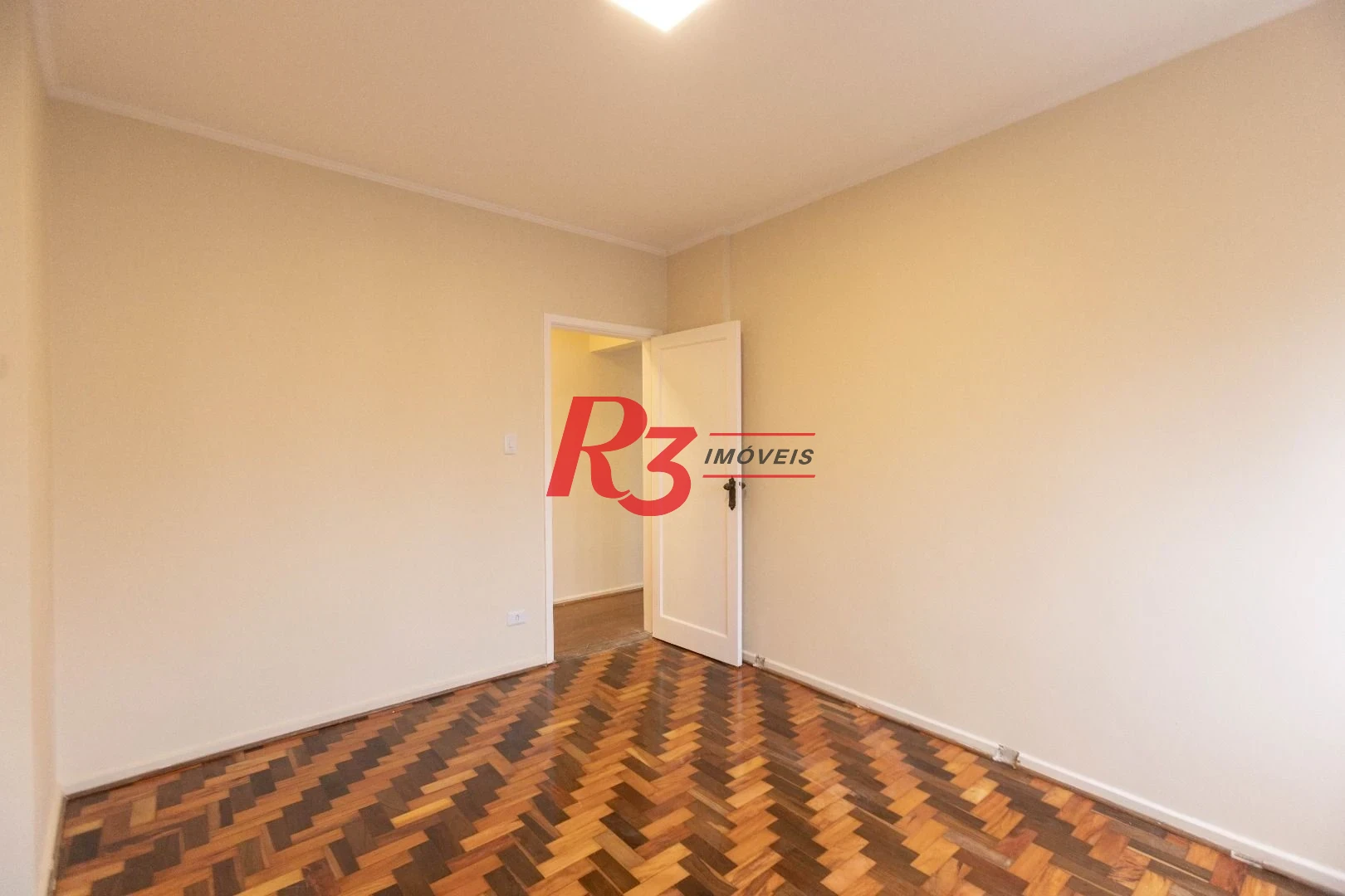 Apartamento com 2 dormitórios para alugar, 79 m² por R$ 4.700,00/mês - Gonzaga - Santos/SP