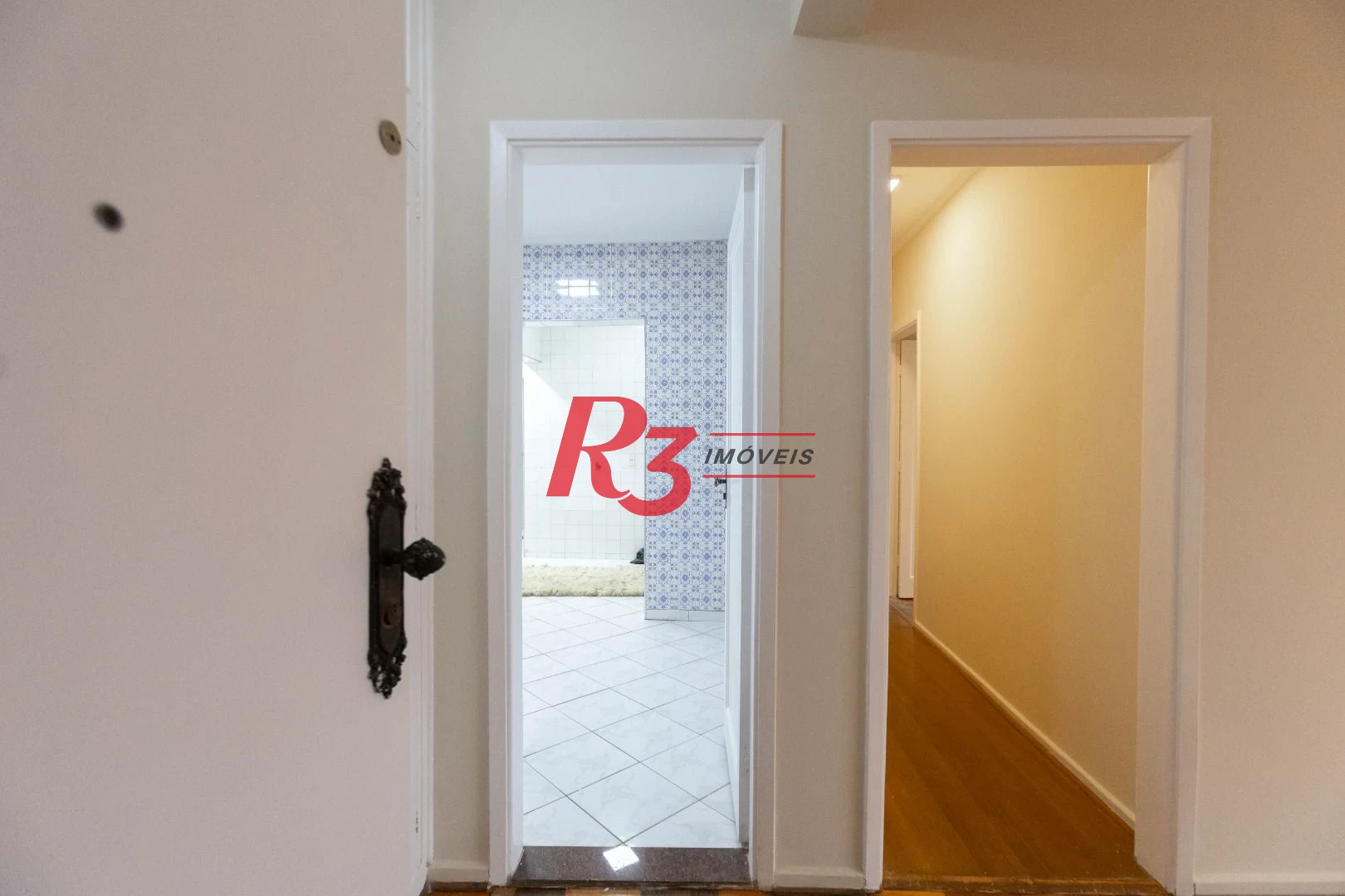Apartamento com 2 dormitórios para alugar, 79 m² por R$ 4.700,00/mês - Gonzaga - Santos/SP