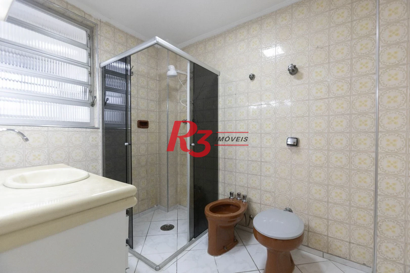 Apartamento com 2 dormitórios para alugar, 79 m² por R$ 4.700,00/mês - Gonzaga - Santos/SP