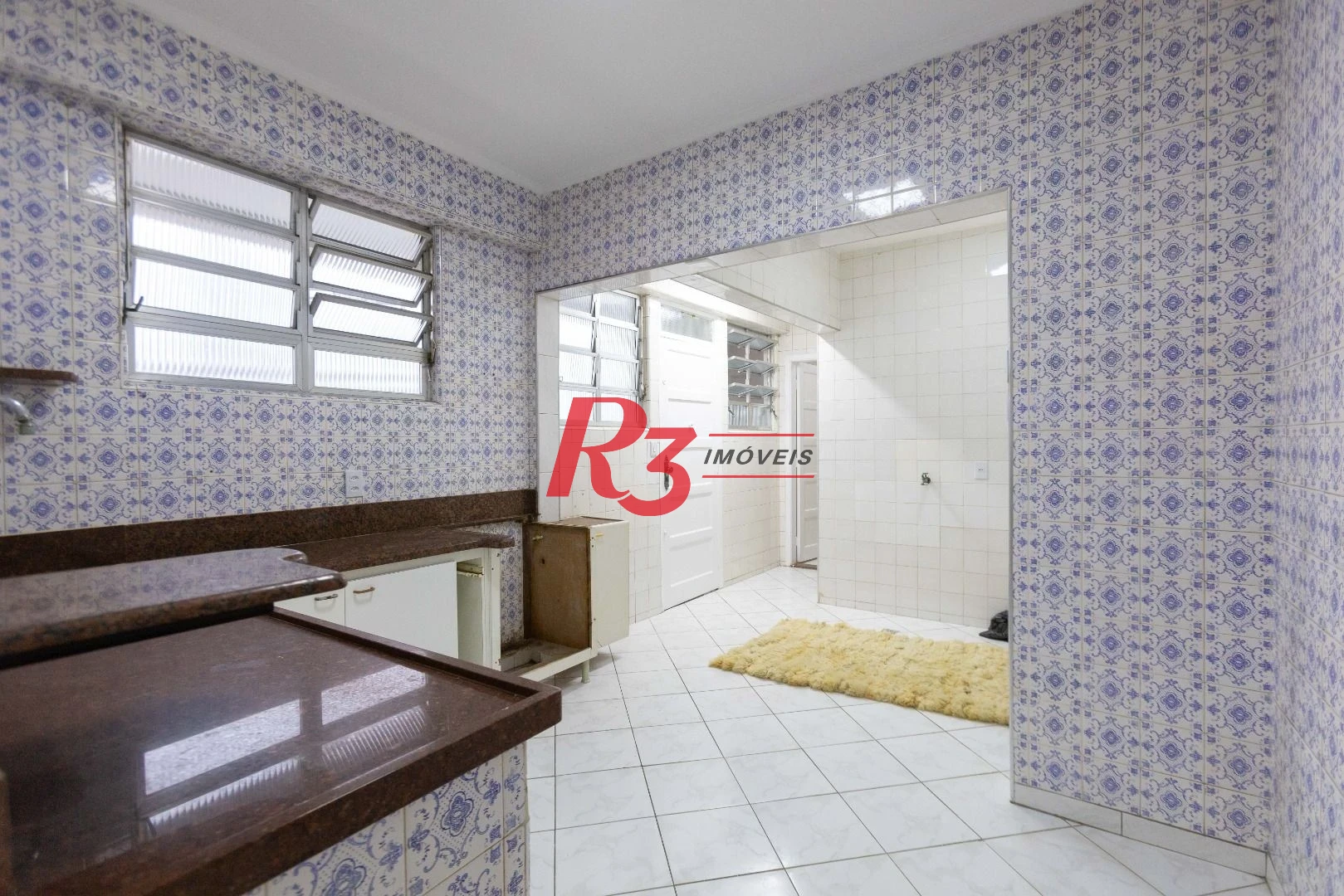 Apartamento com 2 dormitórios para alugar, 79 m² por R$ 4.700,00/mês - Gonzaga - Santos/SP