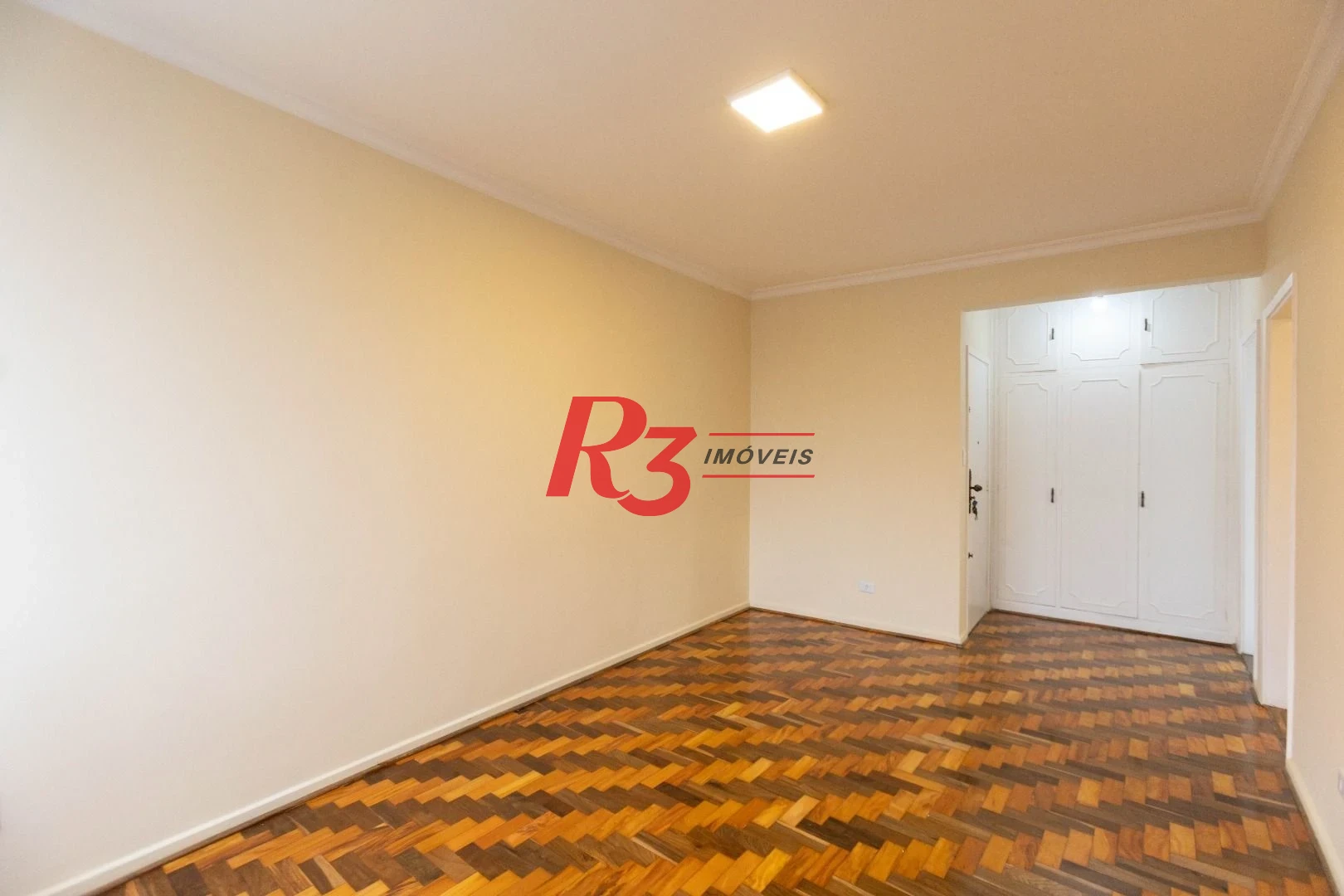 Apartamento com 2 dormitórios para alugar, 79 m² por R$ 4.700,00/mês - Gonzaga - Santos/SP