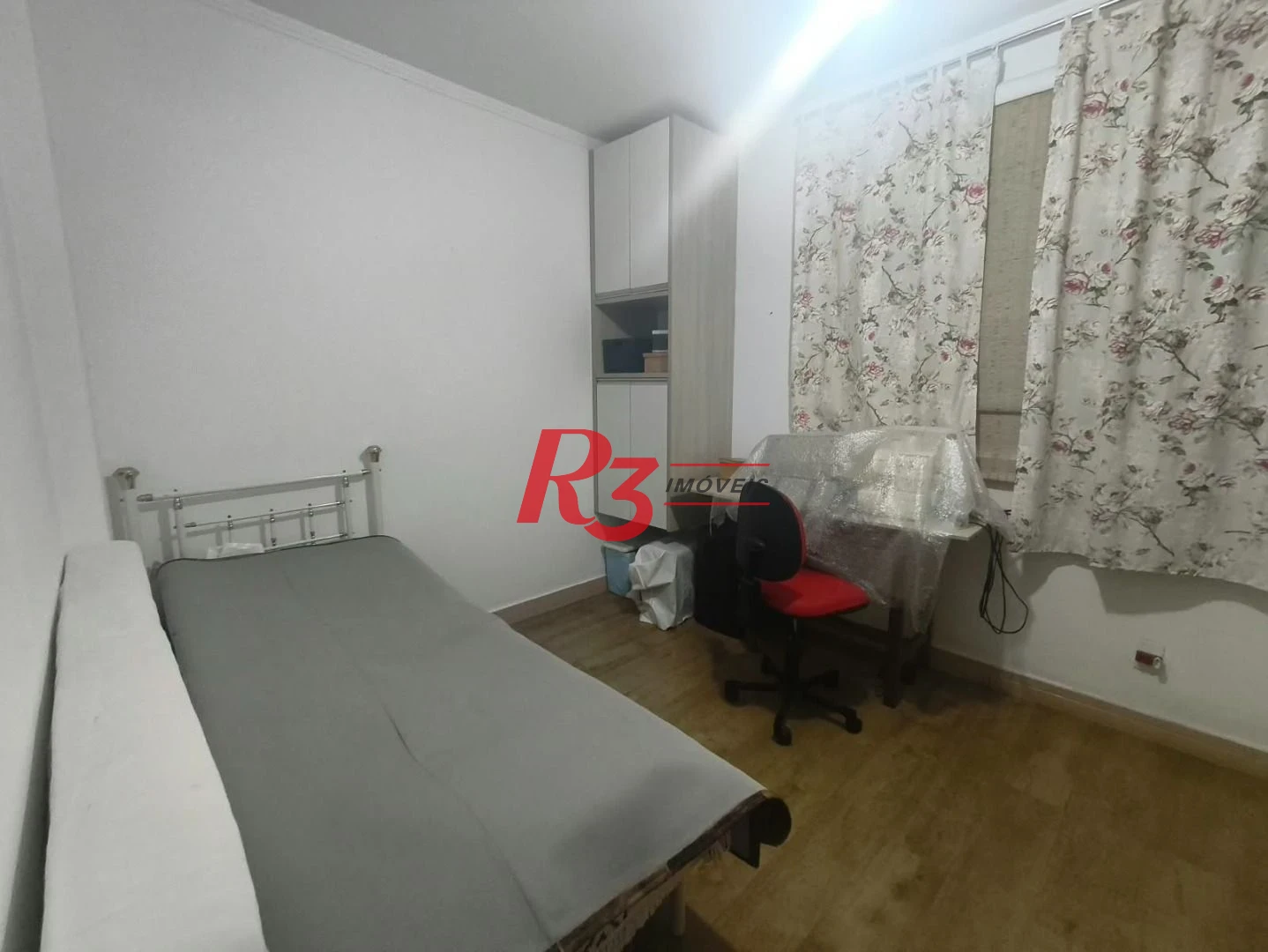 Apartamento com 2 dormitórios à venda, 110 m² por R$ 700.000,00 - Embaré - Santos/SP