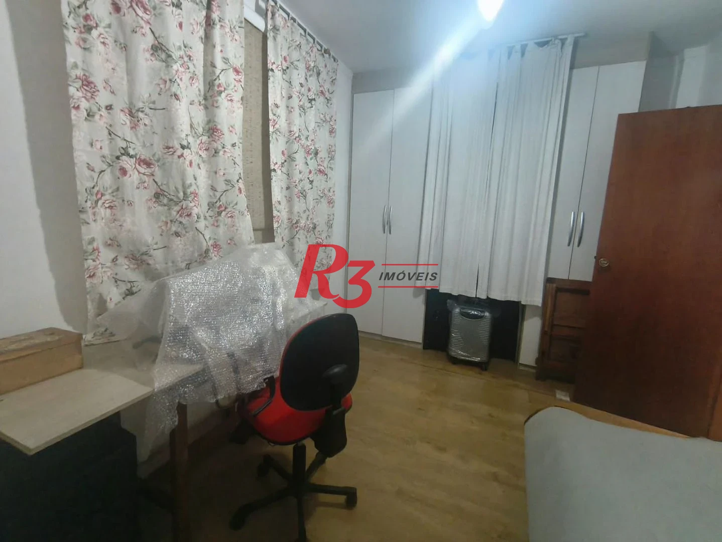 Apartamento com 2 dormitórios à venda, 110 m² por R$ 700.000,00 - Embaré - Santos/SP