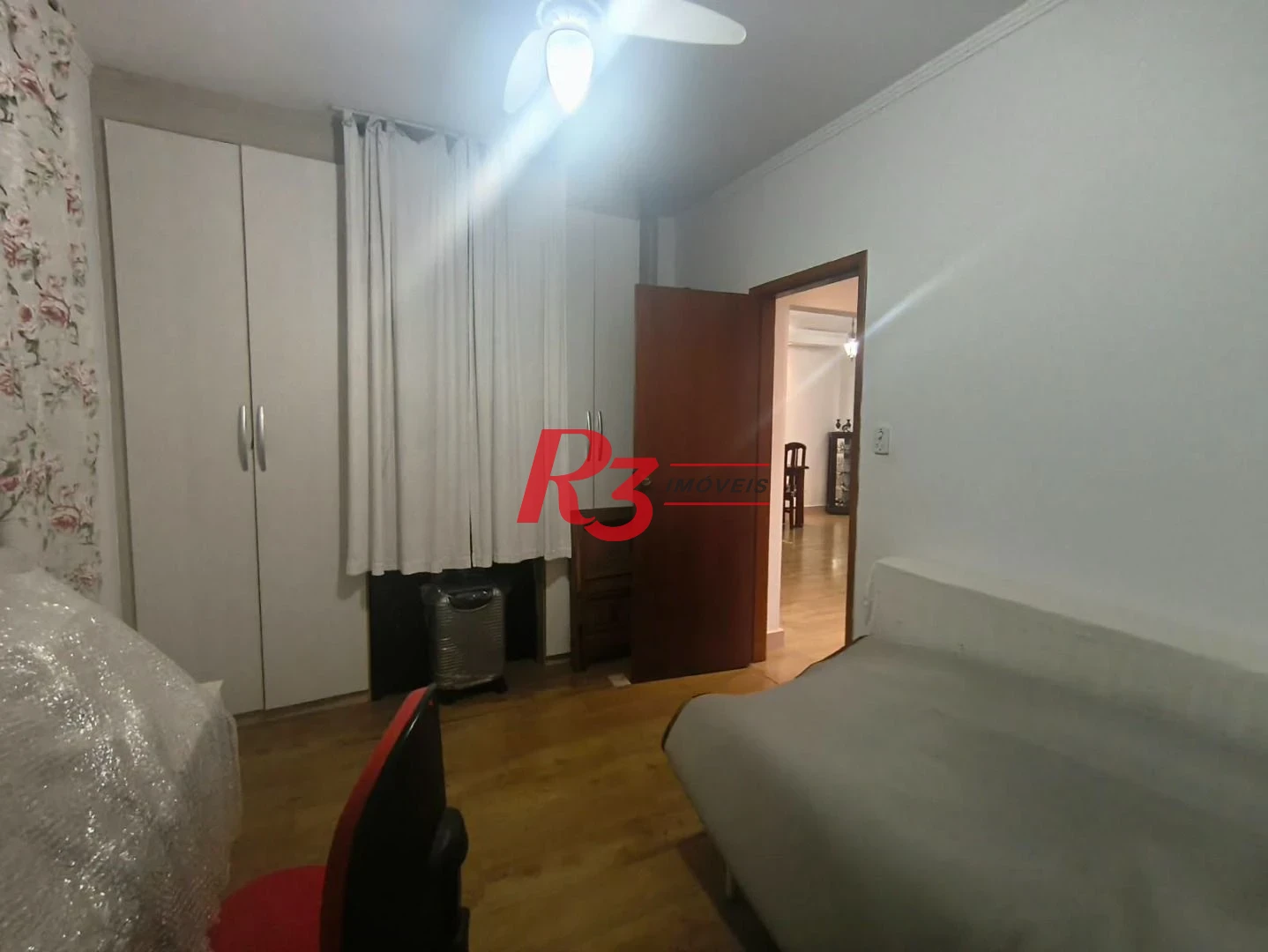 Apartamento com 2 dormitórios à venda, 110 m² por R$ 700.000,00 - Embaré - Santos/SP