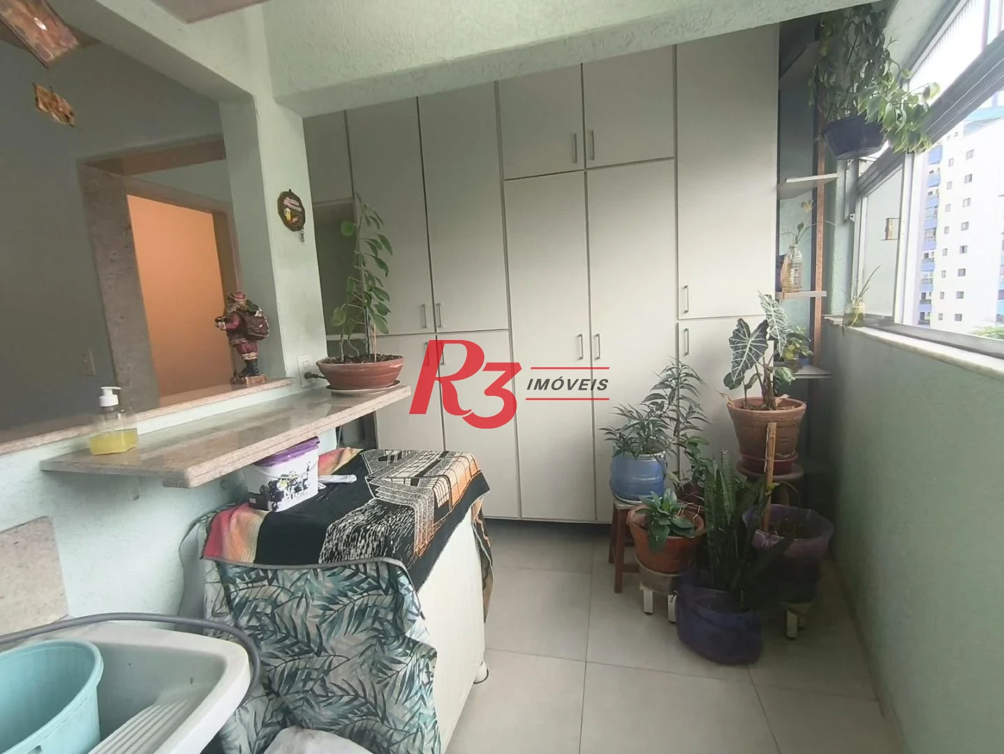Apartamento com 2 dormitórios à venda, 110 m² por R$ 700.000,00 - Embaré - Santos/SP