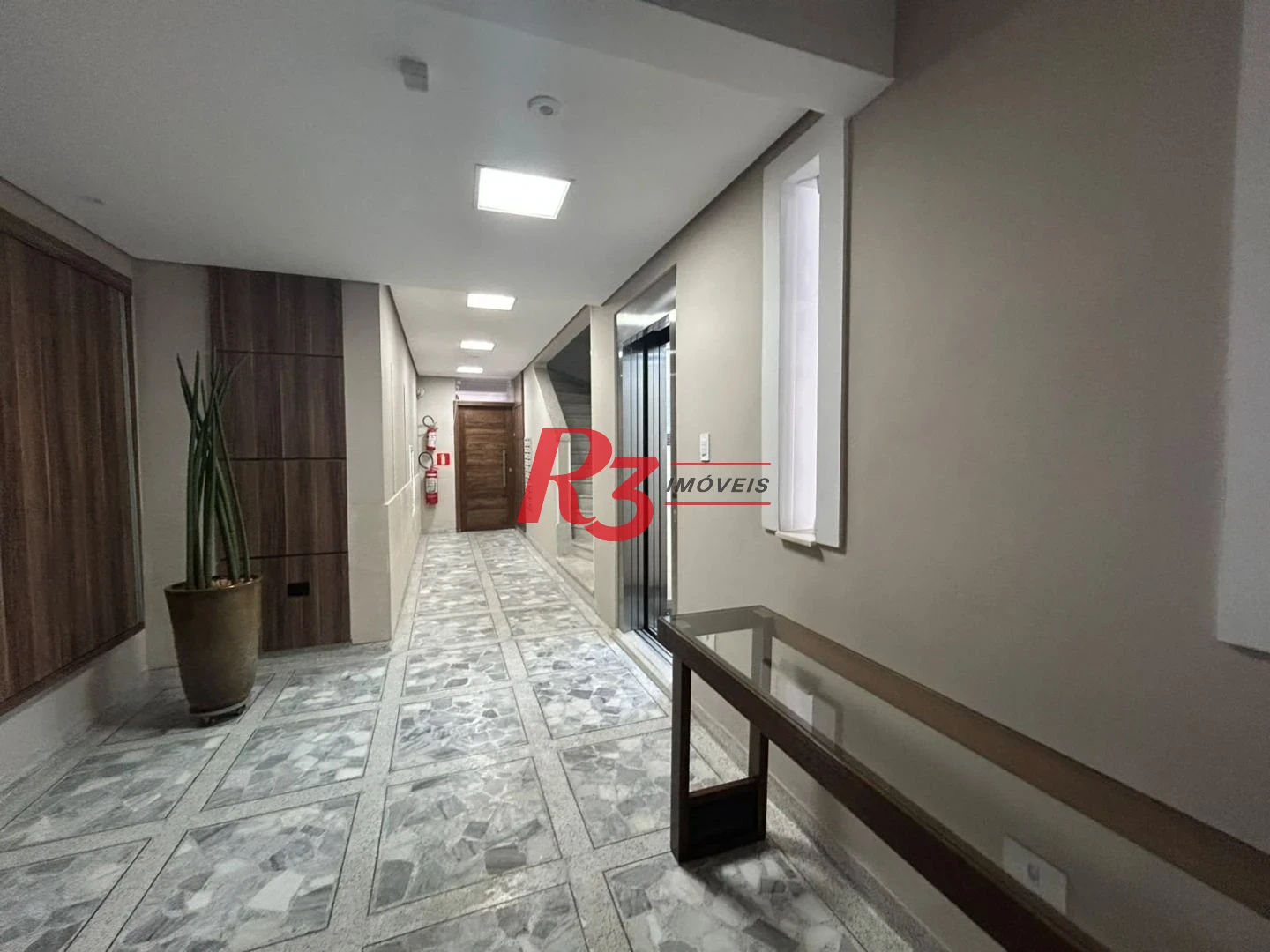 Apartamento com 2 dormitórios à venda, 95 m² por R$ 560.000,00 - Aparecida - Santos/SP