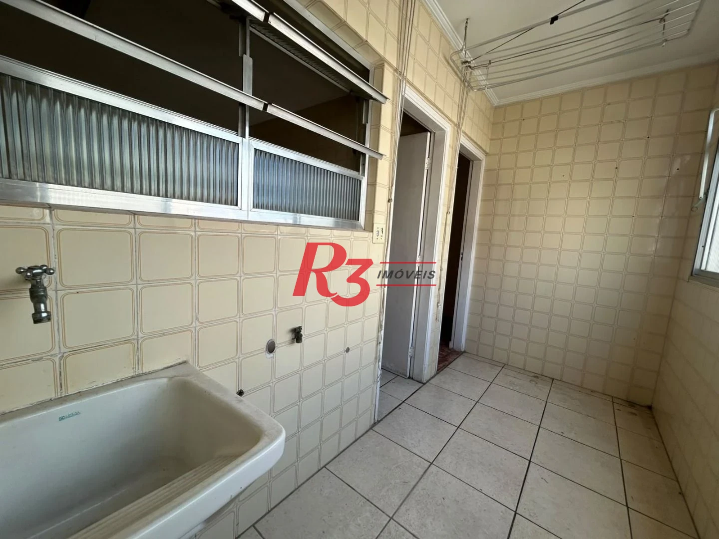 Apartamento com 2 dormitórios à venda, 95 m² por R$ 560.000,00 - Aparecida - Santos/SP