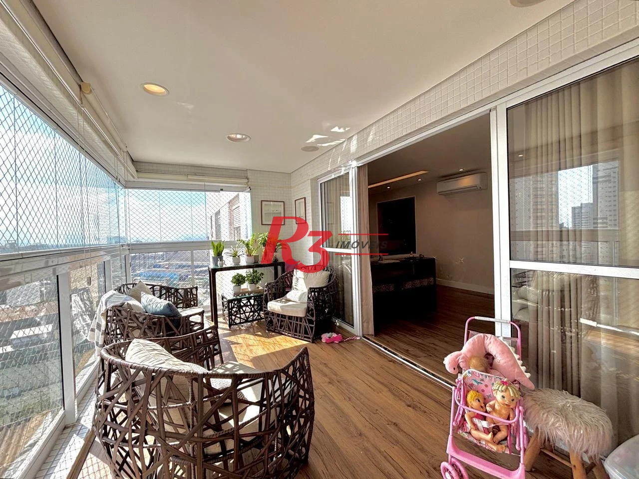 Apartamento com 3 dormitórios à venda, 111 m² por R$ 1.365.000,00 - Ponta da Praia - Santos/SP
