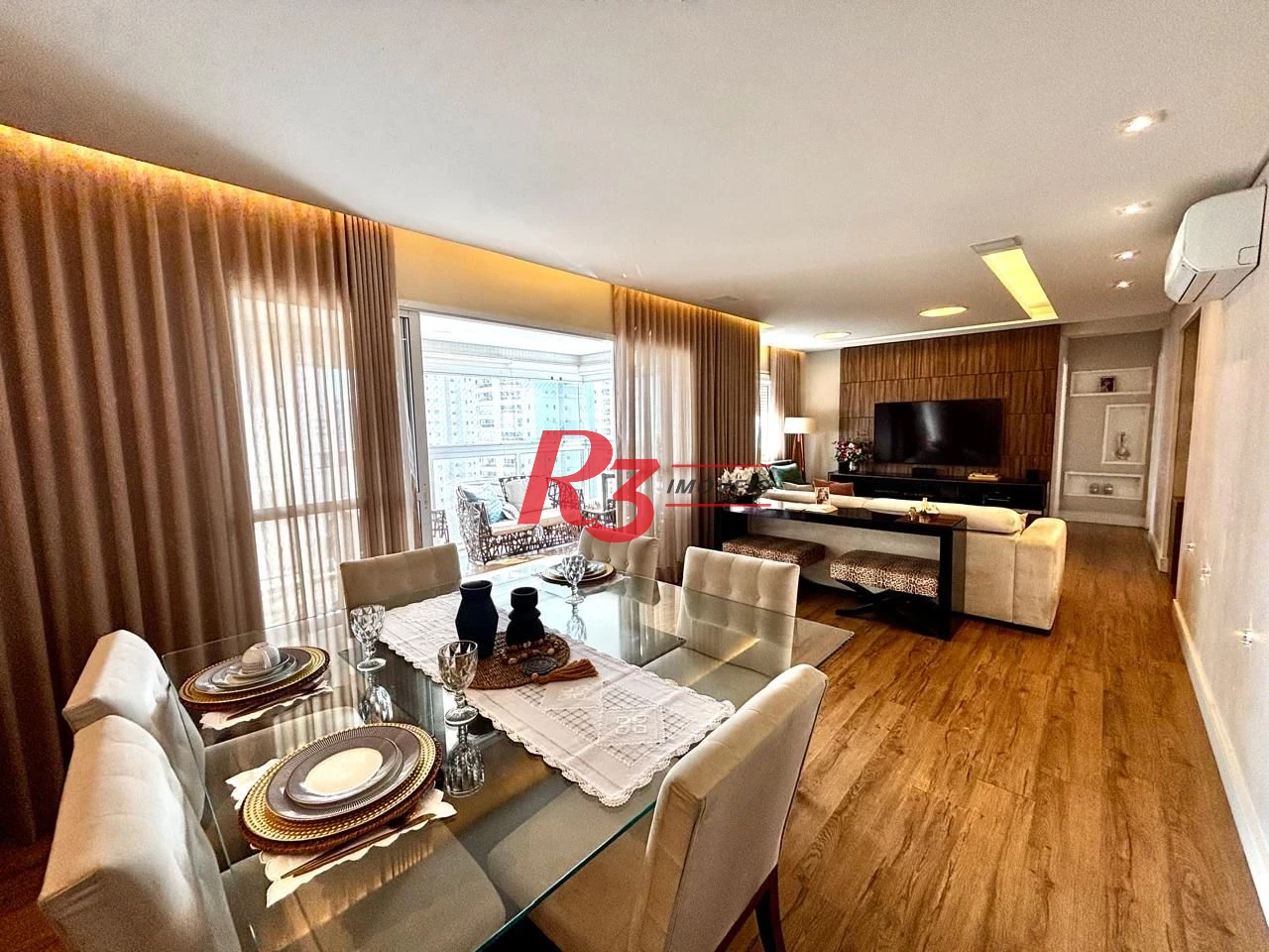 Apartamento com 3 dormitórios à venda, 111 m² por R$ 1.365.000,00 - Ponta da Praia - Santos/SP