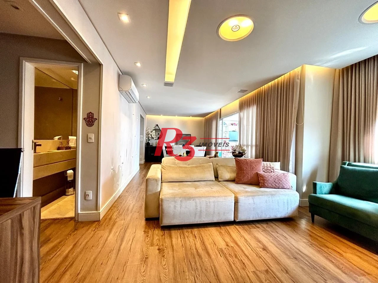 Apartamento com 3 dormitórios à venda, 111 m² por R$ 1.365.000,00 - Ponta da Praia - Santos/SP