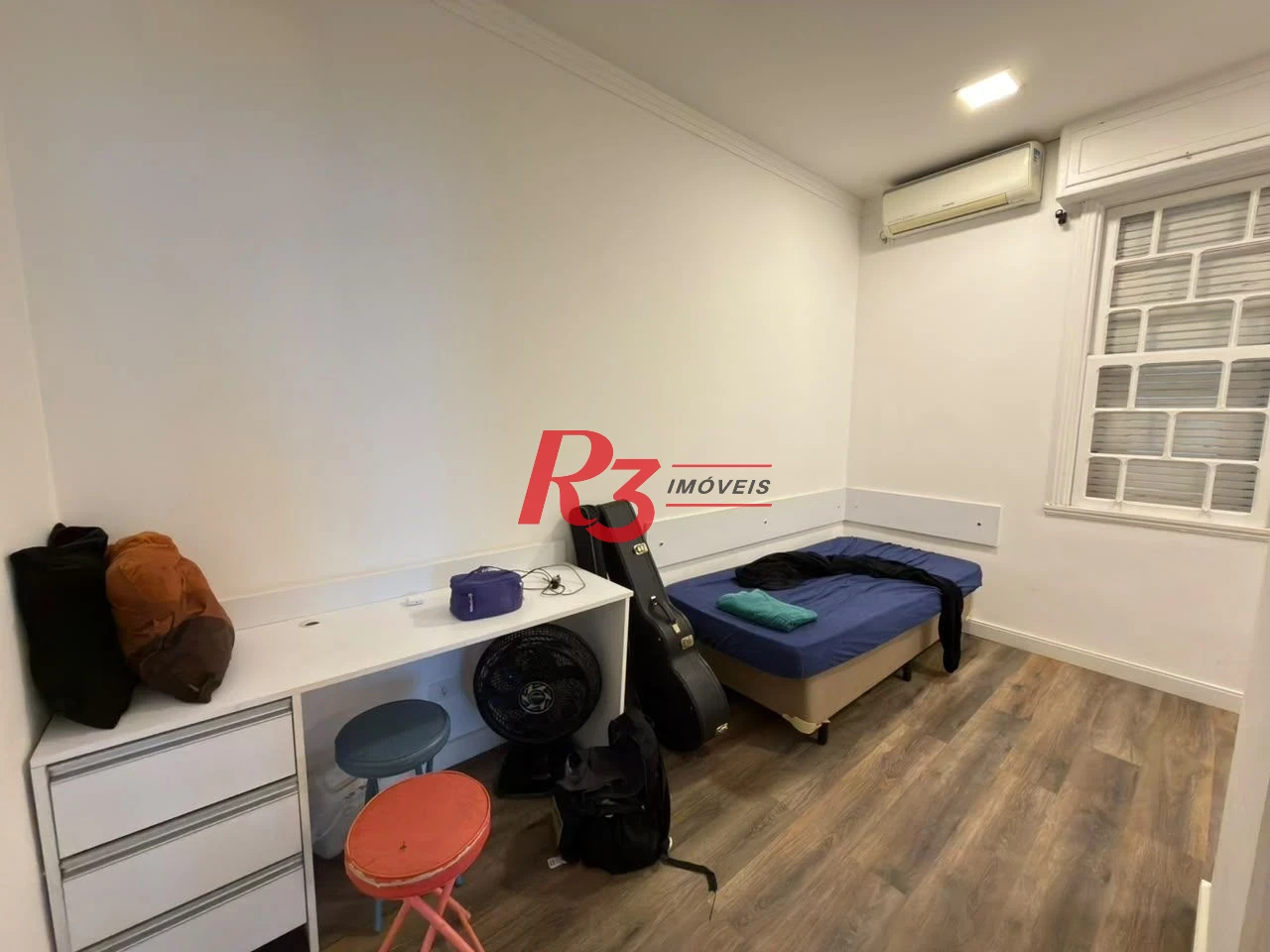 Apartamento com 3 dormitórios para alugar, 110 m² por R$ 5.500,02/mês - Gonzaga - Santos/SP