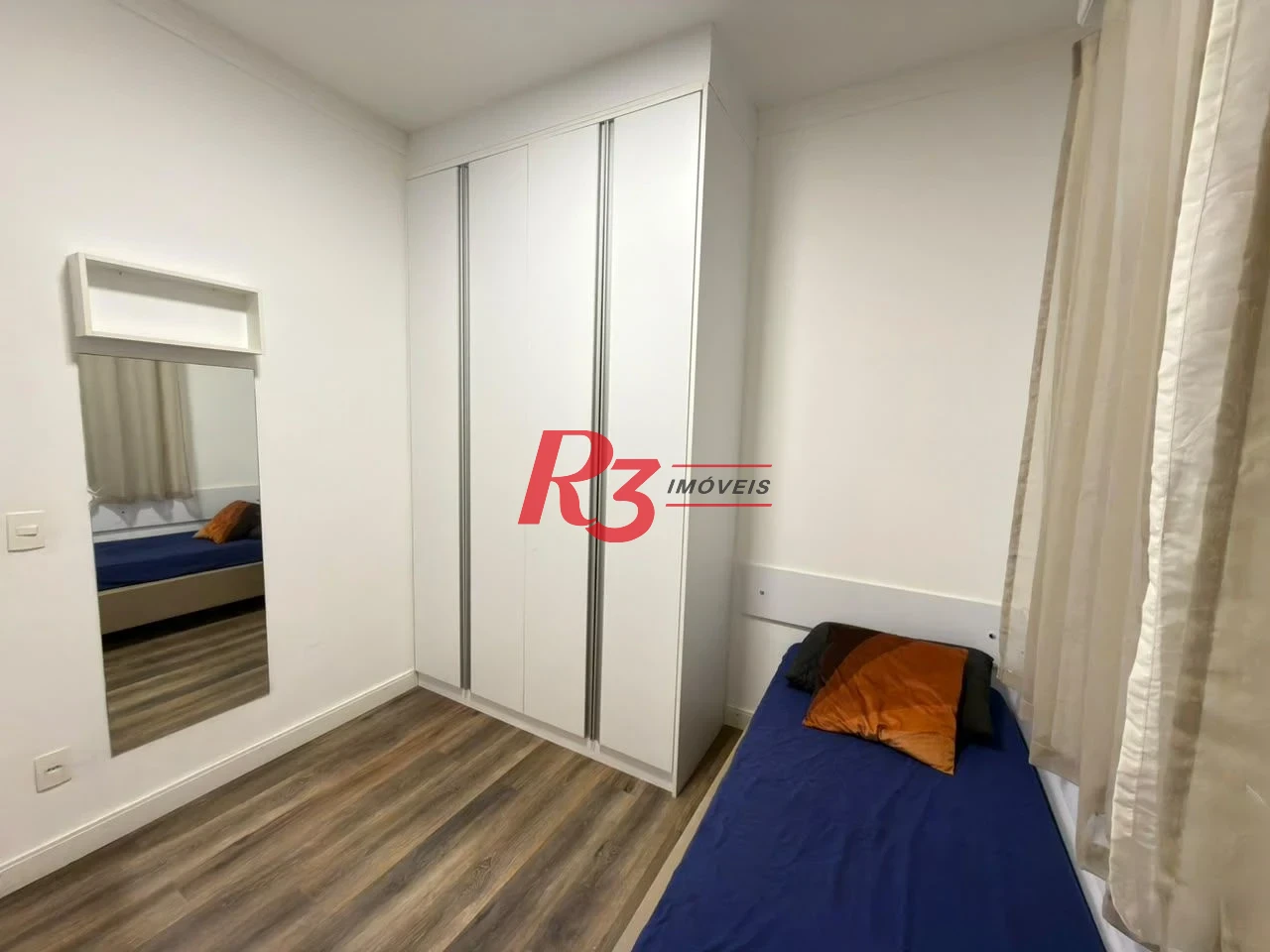 Apartamento com 3 dormitórios para alugar, 110 m² por R$ 5.500,02/mês - Gonzaga - Santos/SP