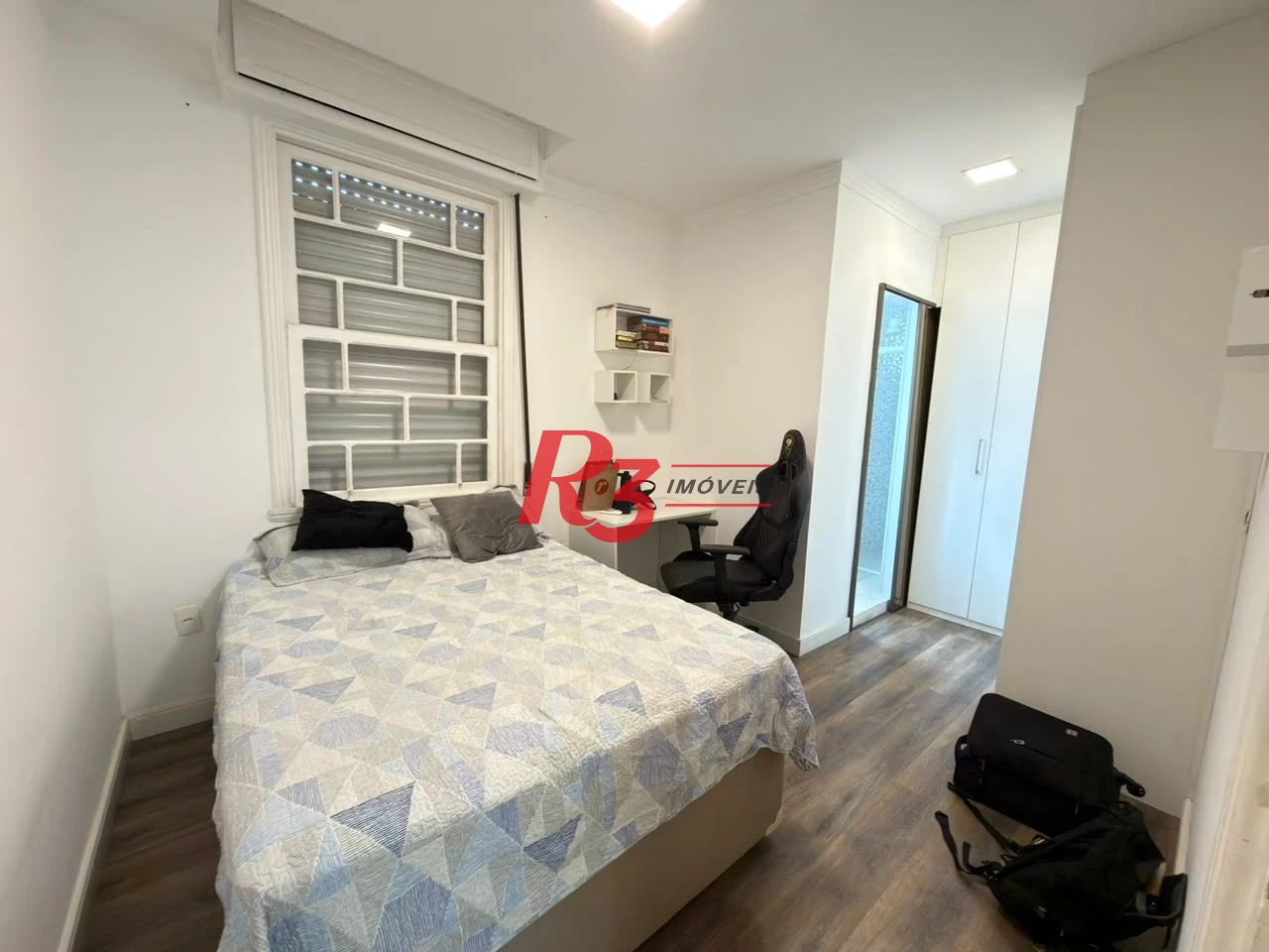 Apartamento com 3 dormitórios para alugar, 110 m² por R$ 5.500,02/mês - Gonzaga - Santos/SP