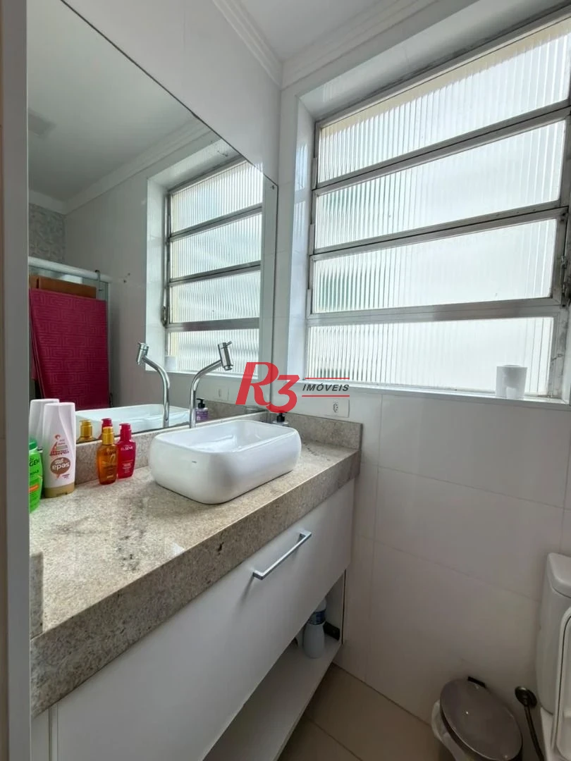 Apartamento com 3 dormitórios para alugar, 110 m² por R$ 5.500,02/mês - Gonzaga - Santos/SP