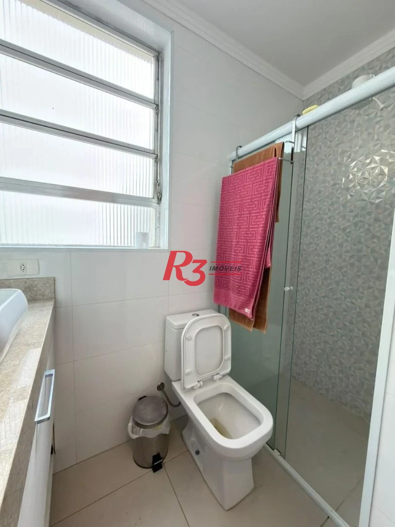 Apartamento com 3 dormitórios para alugar, 110 m² por R$ 5.500,02/mês - Gonzaga - Santos/SP