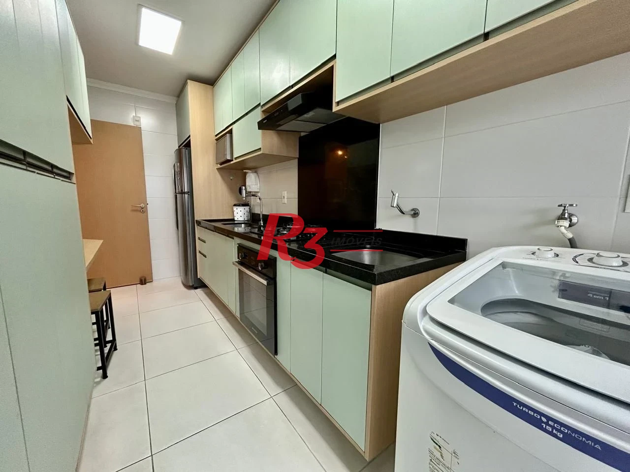 Apartamento com 2 dormitórios à venda, 72 m² por R$ 1.250.000,00 - Boqueirão - Santos/SP