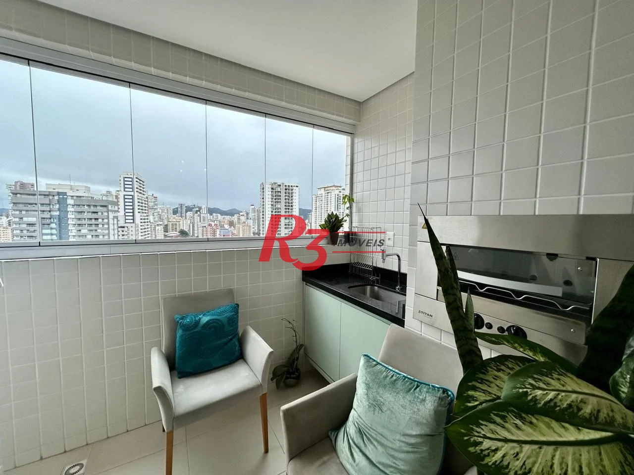Apartamento com 2 dormitórios à venda, 72 m² por R$ 1.250.000,00 - Boqueirão - Santos/SP